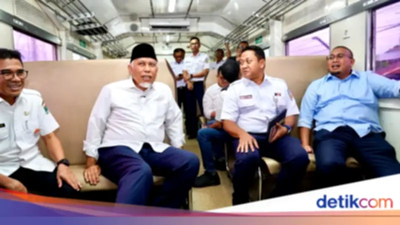 Andre Rosiade dan Gubernur Sumbar Uji Coba Rute Commuter Line Padang