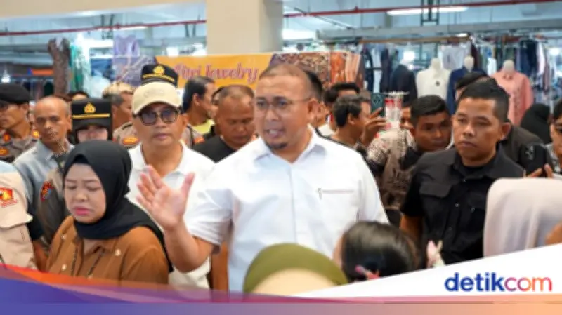 Andre Rosiade Sidak Pasar Raya Padang, Temukan Sepi Dagang dan Dugaan Pungli