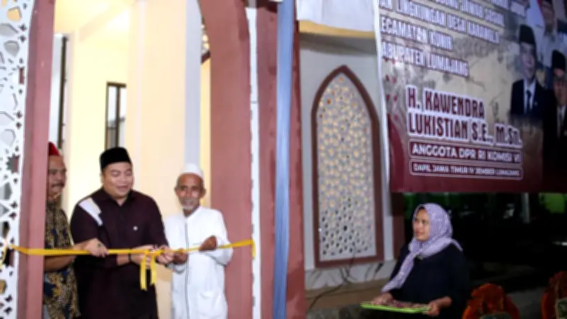 Anggota DPR Kawendra Lukistian Resmikan Musala di Lumajang, Dukung Pusat Kegiatan Keagamaan