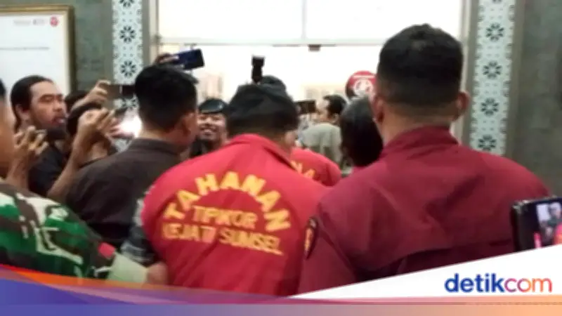 Anggota DPRD Muara Enim dan Anaknya Terjerat OTT Kasus Gratifikasi Proyek Irigasi