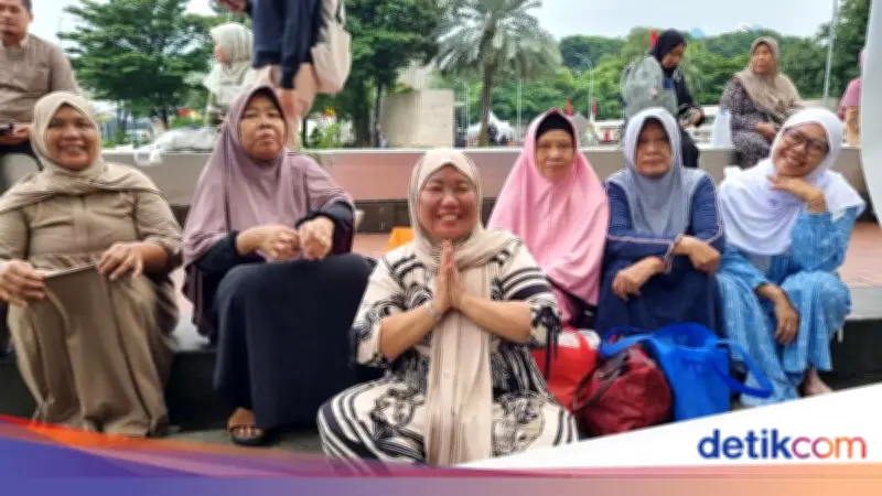Antusiasme Warga Sambut Salat Tarawih Perdana Ramadan 2026 di Masjid Istiqlal
