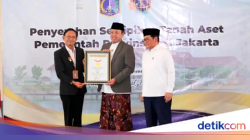 ATR/BPN Serahkan 3.922 Sertipikat Aset Pemprov DKI, Nilai Capai Rp 102 Triliun
