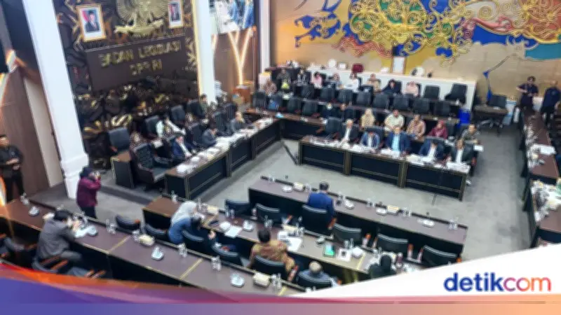 Baleg DPR Evaluasi Prolegnas Prioritas 2026, Kumpulkan Pimpinan Komisi