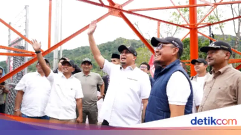 BTS Telkomsel Resmi Beroperasi di Garabak Data, Akhiri Status Blank Spot di Solok