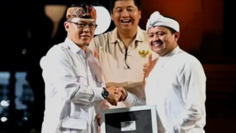 Bupati Sumedang Dony Ahmad Munir Resmi Gabung Partai Gerindra, Terima KTA dari Sekjen Sugiono