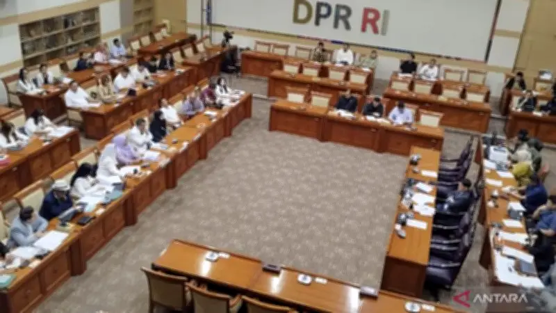 DPR Kritik Tuntutan Mati ke ABK Fandi Ramadhan: Jaksa Dianggap Abai Unsur Pertimbangan