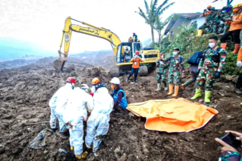 DVI Jabar Identifikasi 80 Jenazah Korban Longsor Pasirlangu dari 99 Kantong