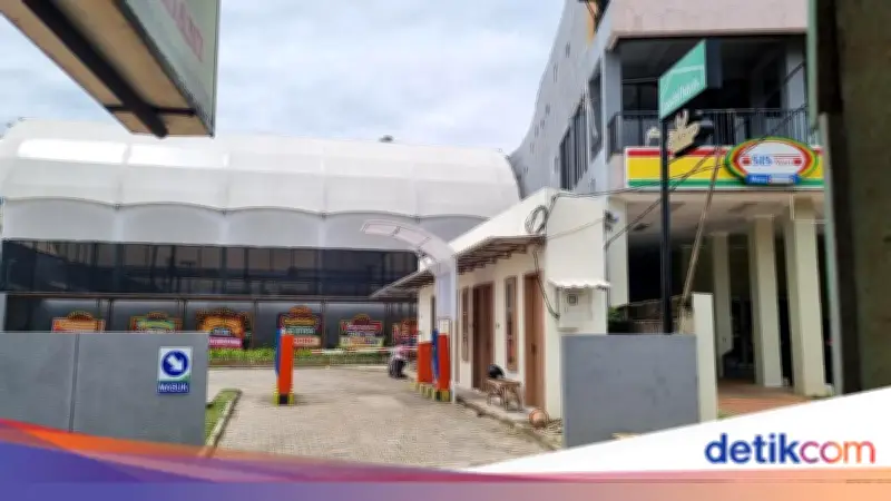 Fenomena 'Kampung Padel' di Tangerang: Lapangan Berdekatan dengan Rumah Warga
