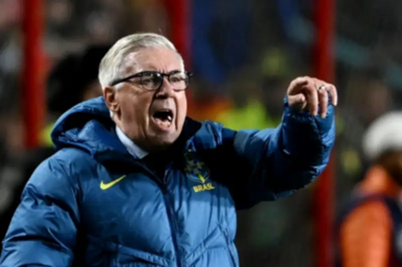 Foto Ancelotti di Karnaval Rio Ternyata Hasil Manipulasi AI, Cek Fakta Ungkap Kebenaran