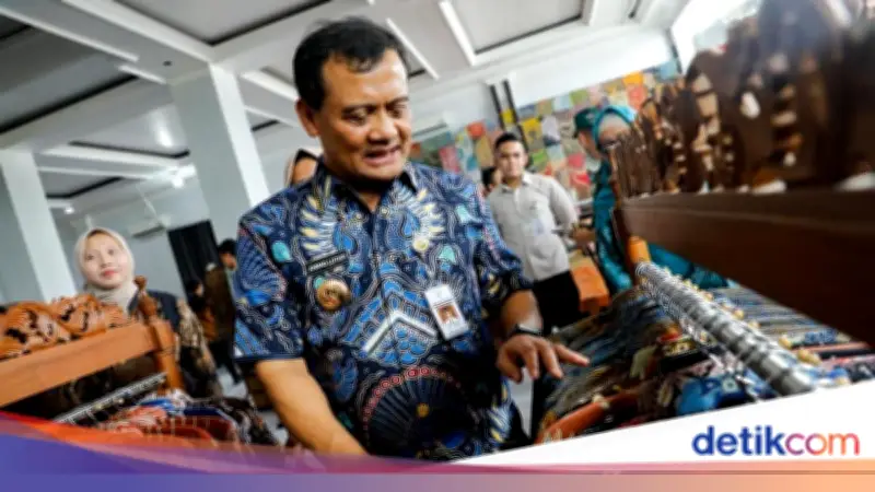 Gubernur Jateng Dorong UMKM Batik Sragen Jadi Motor Penggerak Ekonomi Lokal