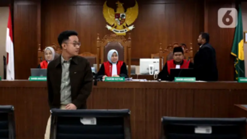 Hakim Kabulkan Pengalihan Penahanan Delpedro Cs ke Status Tahanan Kota