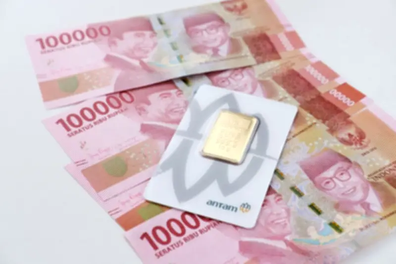 Harga Emas Awal Pekan Dinamis: UBS Tertinggi Rp 3 Juta per Gram