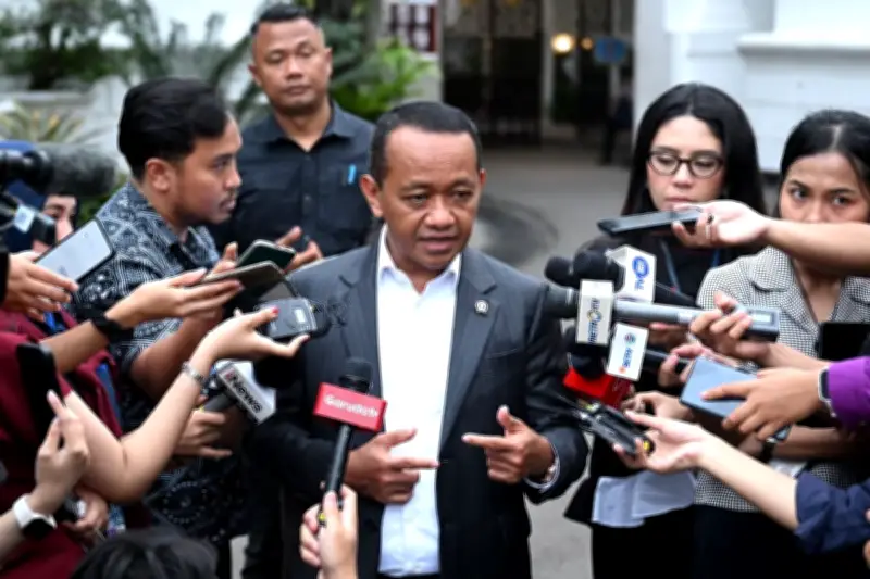 Hoaks Beredar: Narasi Pencopotan Menteri ESDM Bahlil Lahadalia Diklarifikasi