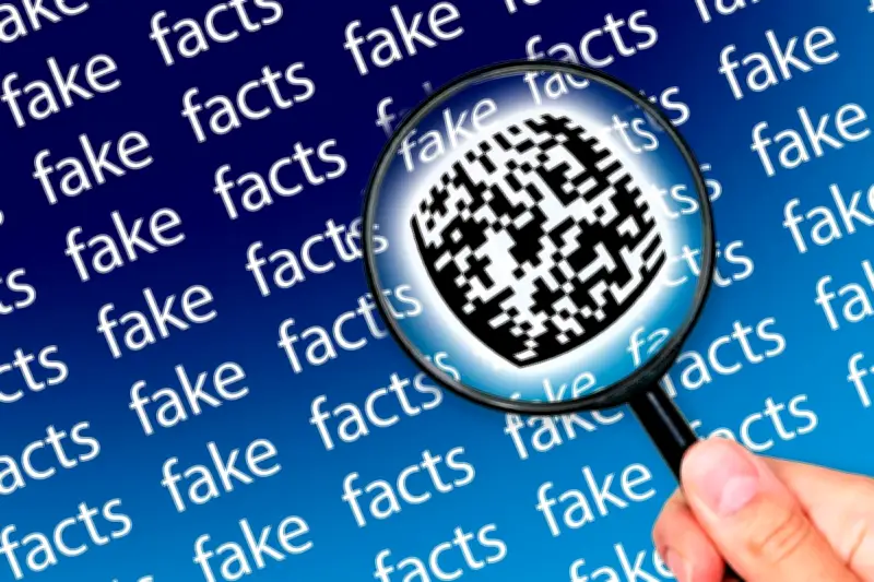 Hoaks dan Phishing Marak: Dari Kasus Epstein hingga Penipuan Alat Pertanian