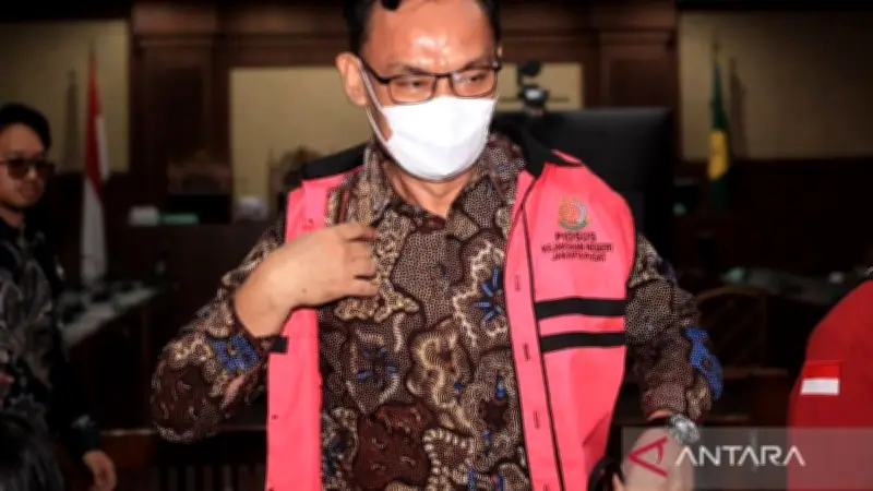Hukuman Eks Ketua PN Jaksel Diperberat Jadi 14 Tahun Penjara dalam Kasus Suap CPO