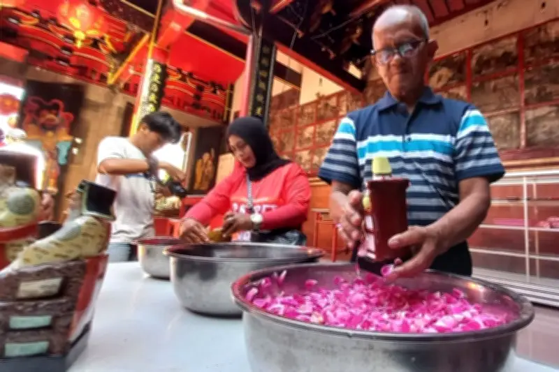 Imlek 2026 dan Ramadan Berdekatan: Momentum Refleksi di Tengah Ketidakpastian Global