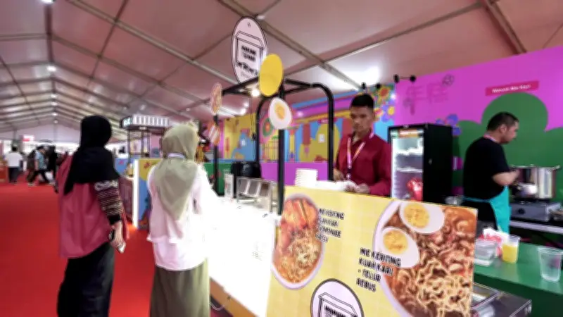 Imlek Festival 2577 Berkah Ramadan bagi UMKM, Takjil Vegan Laris Diburu