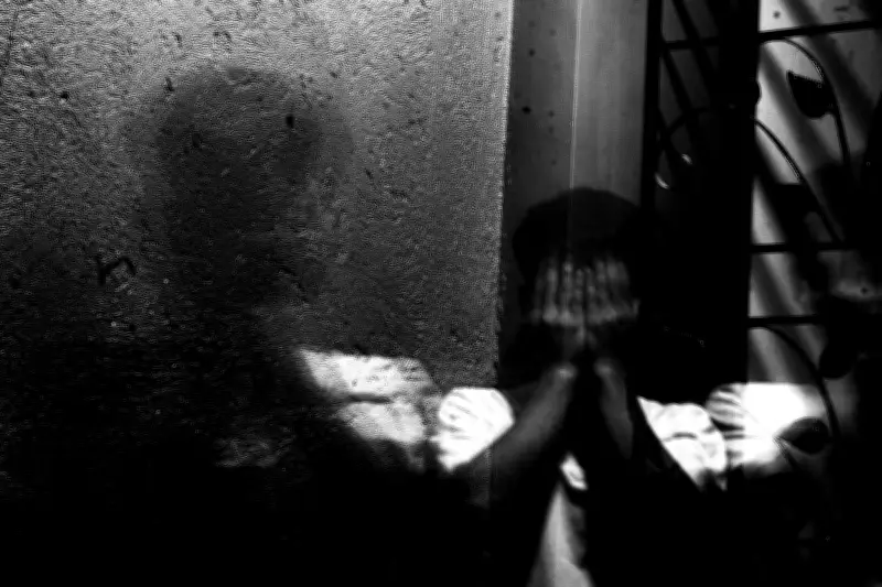 Isak Tangis Pecah Saat Ibu Angkat Ungkap Sisi Kelam Bocah Korban Penganiayaan