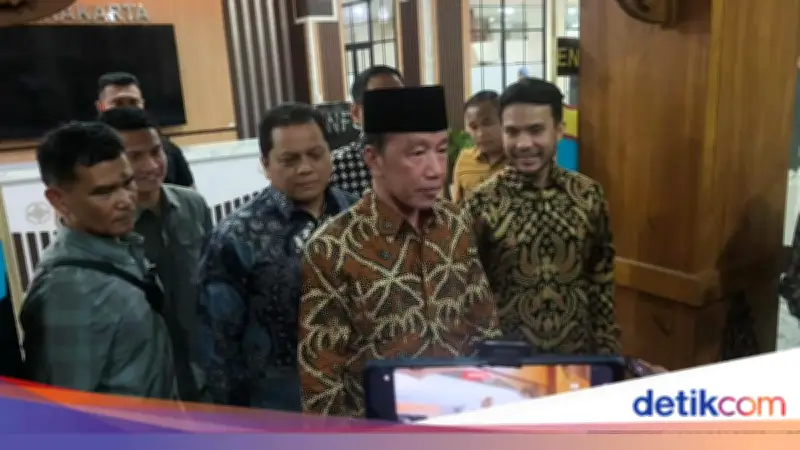 Jokowi Diperiksa 2,5 Jam di Polresta Solo Terkait Tudingan Ijazah Palsu