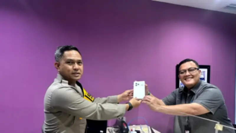 Kapolres Tangsel Laporkan Gratifikasi iPhone 17 Pro Max dan Tongkat ke KPK