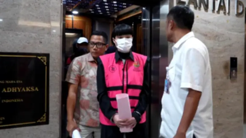 Kasus Suap Hakim CPO: Advokat Marcella dan Ariyanto Dituntut 17 Tahun, Syafei 15 Tahun