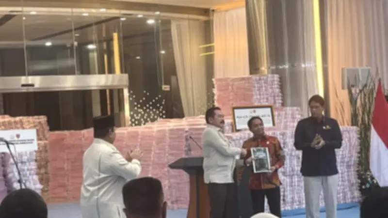 Kejagung Pamer Uang Korupsi: Transparansi yang Edukatif dan Dukungan Publik Tinggi