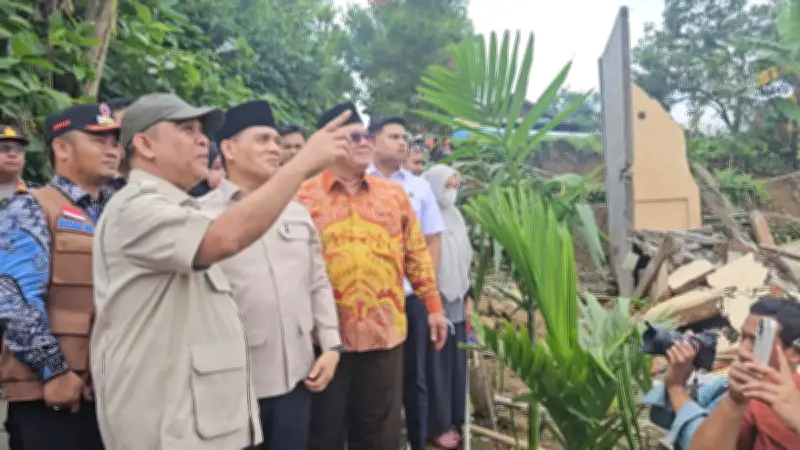 Ketua MPR Tinjau Bencana Tanah Bergerak di Tegal, 900 Rumah Rusak dan 2.800 Warga Mengungsi