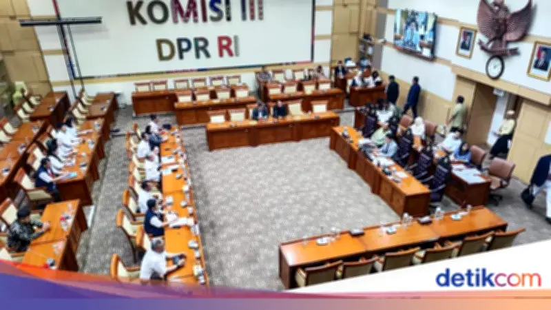 KSPSI hingga KSBSI Dukung Polri Tetap di Bawah Presiden dalam Rapat Komisi III DPR