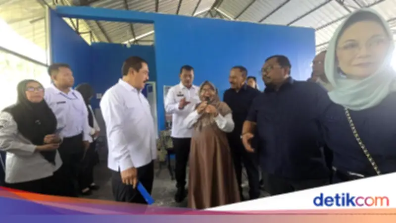 Legislator DPR RI Kunjungi Workshop Pupuk Organik Napi di Nusakambangan