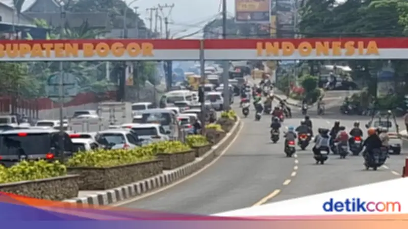 Libur Imlek, Polisi Terapkan Sistem Satu Arah di Jalur Puncak Bogor