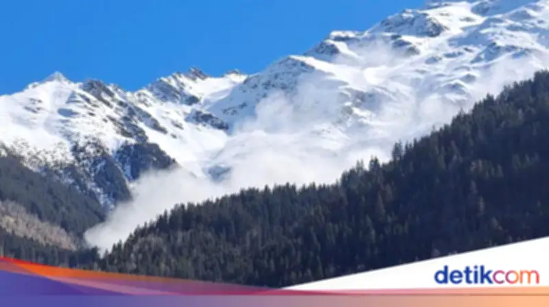Longsor Salju di Pegunungan Alpen Prancis Tewaskan Dua Pemain Ski