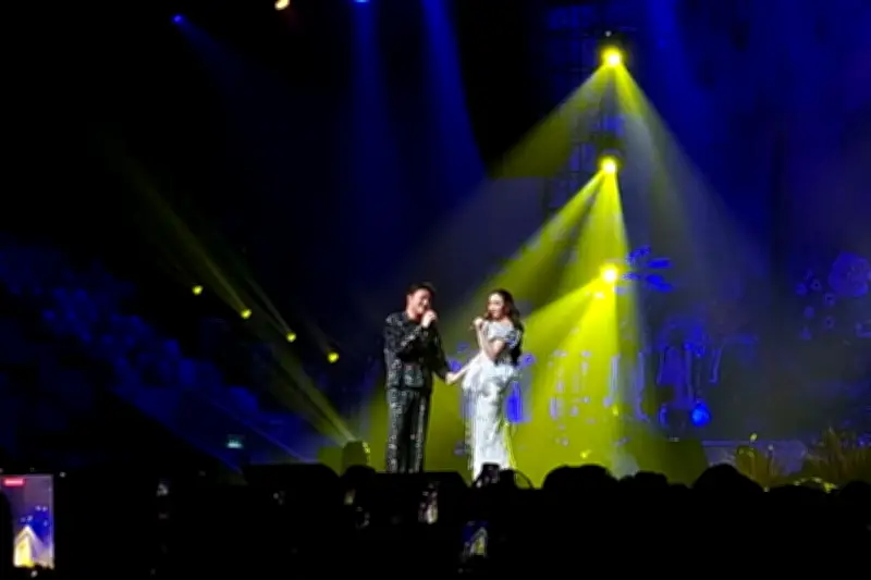 Mahalini dan Rizky Febian Meriahkan Koma Live in Concert dengan Duet Romantis