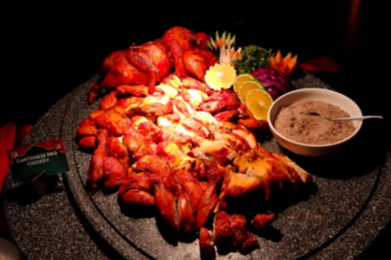 Mencicipi Ayam Kanton Panggang, Kulit Renyah dan Daging Lembut yang Menggoda