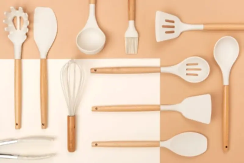 Mengapa Peralatan Masak Silikon Berbau Sabun? Ini Penyebab dan Solusinya