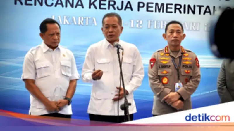 Menkop Ajak Polri Sinergi Sukseskan Program Koperasi Desa Merah Putih