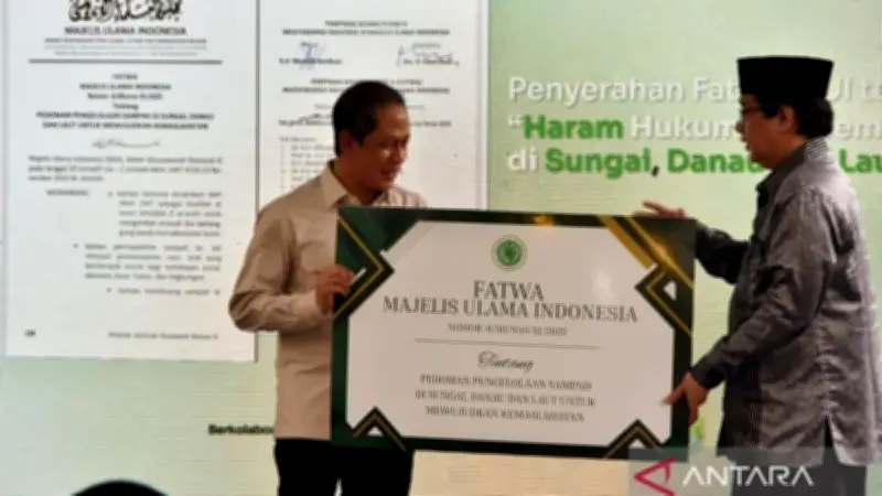 Menteri LH Apresiasi Fatwa MUI Haramkan Buang Sampah ke Perairan