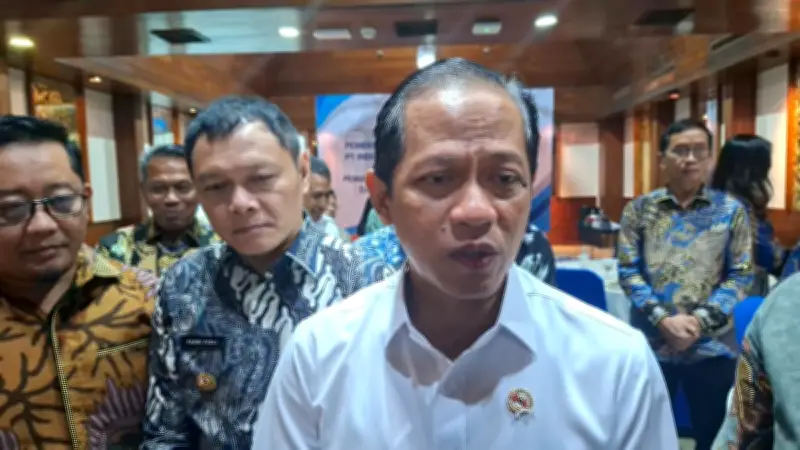 Menteri LH Hanif Apresiasi Bupati Paser, Bangun Pengelolaan Sampah Refuse Derived Fuel