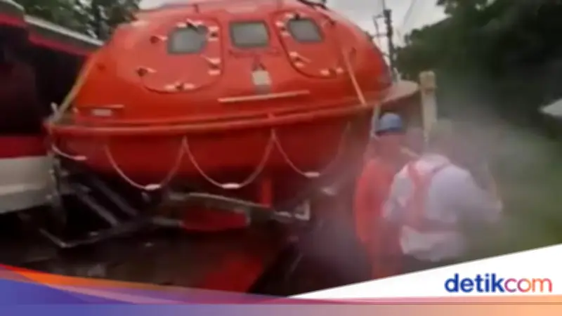Operasional KA Bandara Soetta Ditutup Sementara Usai Kecelakaan Truk di Tangerang