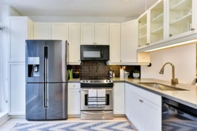 Panduan Membersihkan Kolong Kulkas Tanpa Geser, Cegah Hama dan Kerusakan