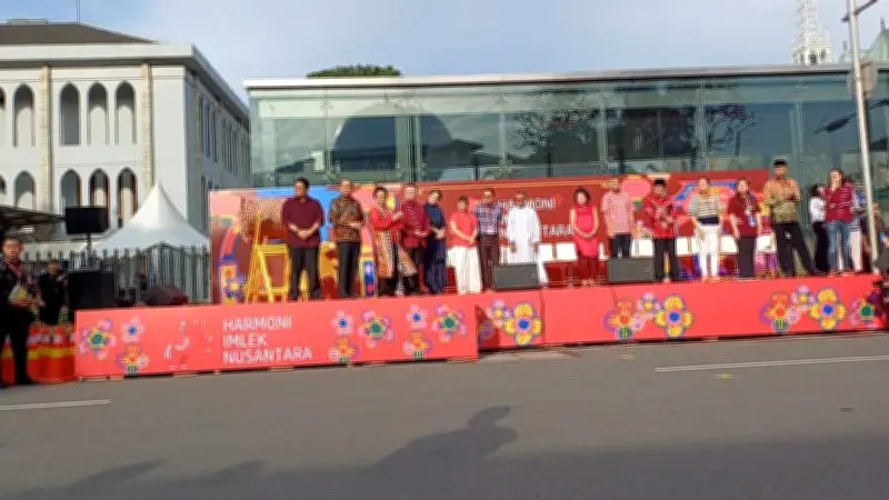 Pawai Imlek Nusantara 2026 Dibuka Pejabat, 722 Personel Amankan Lapangan Banteng