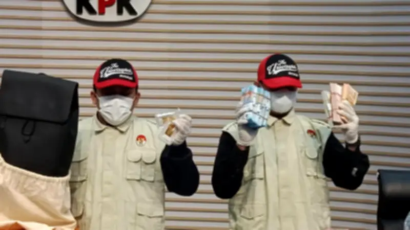 Pemilik PT Blueray Ditahan KPK dalam Kasus Korupsi Importasi Bea Cukai