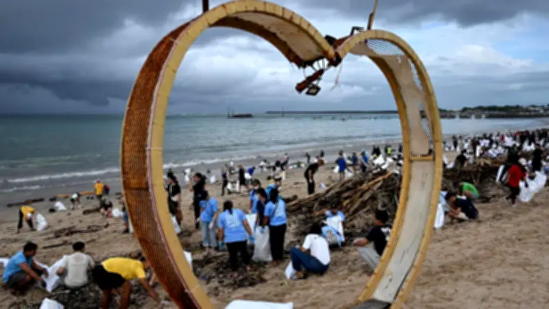 Pemprov Bali Siapkan Gerakan Bersih Sampah Laut Serentak Mulai 1 Maret 2026