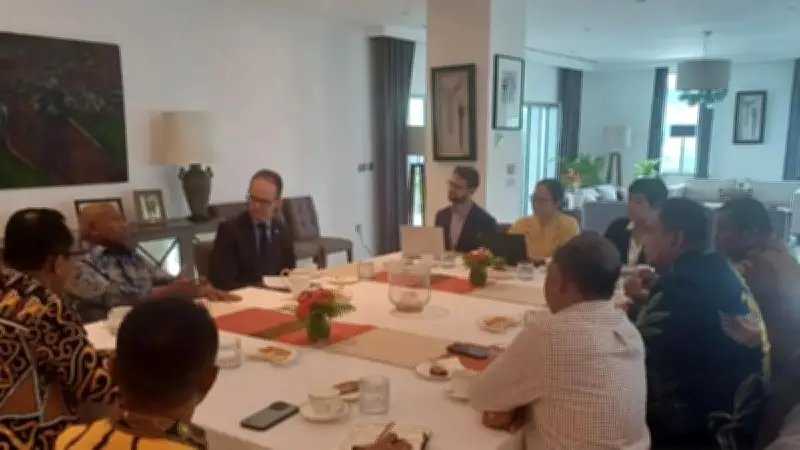 Pemprov Papua Barat Perkuat Diplomasi Lingkungan dengan Inggris untuk Pembangunan Berkelanjutan