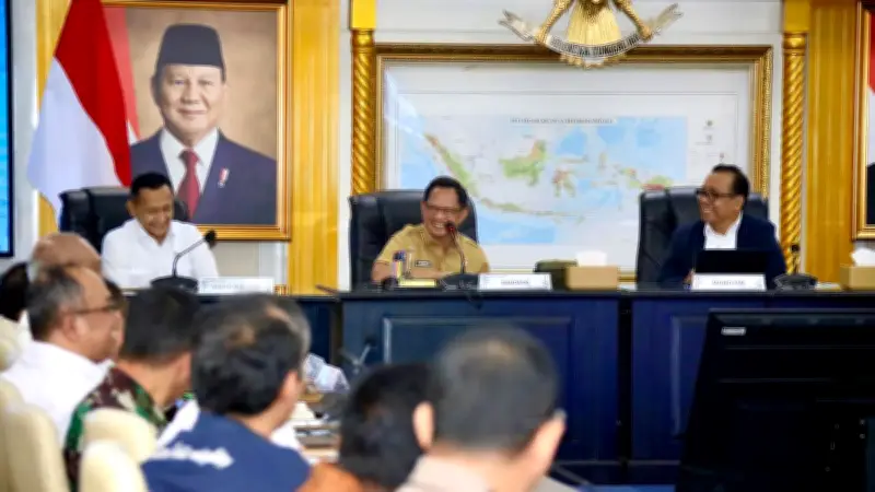 Pendataan Penyintas Bencana Sumatera Dipercepat, Tito Pastikan Bantuan Tepat Waktu