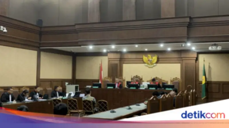 Pengacara Junaedi Saibih Dituntut 9 Tahun Penjara dalam Kasus Suap Vonis Migor