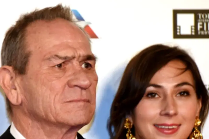 Penyebab Kematian Putri Tommy Lee Jones Terungkap: Efek Toksik Kokain