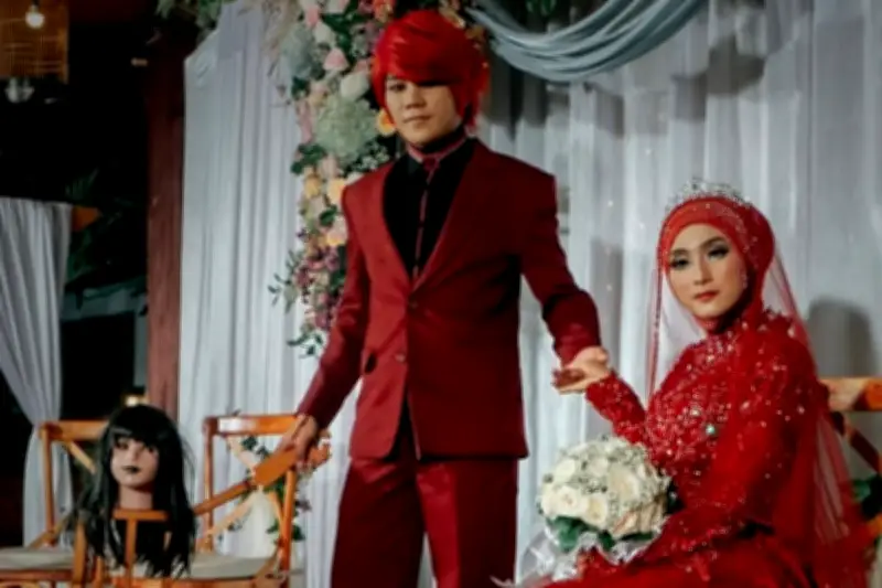 Pesulap Merah Bantah Tudingan Telantarkan Istri, Sebut Semua Kebutuhan Terpenuhi