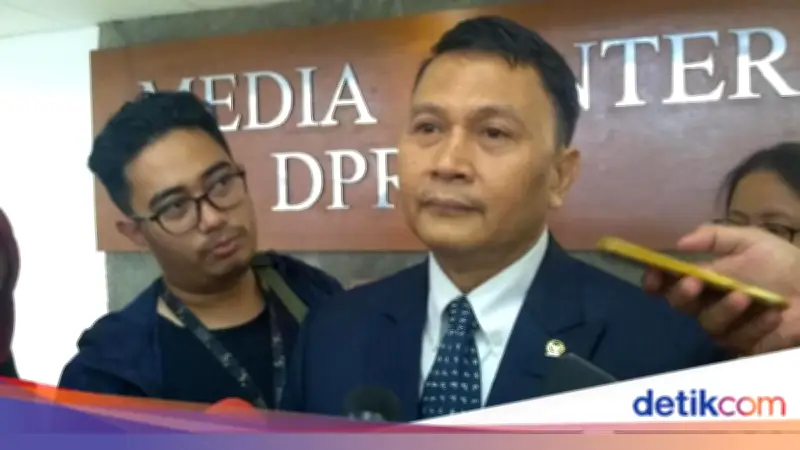 PKS Kritik Larangan Resto Buka Siang di Tangerang Saat Ramadan: Perhatikan Nonmuslim