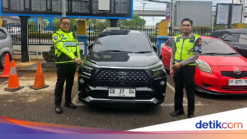 Polisi Amankan Avanza Veloz Pakai Pelat Kedubes Rusia, Langsung Ditilang