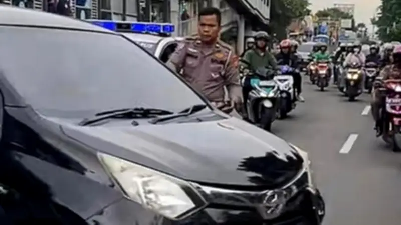 Polisi Ungkap Sosok Penumpang Wanita Calya Hitam Ugal-ugalan di Jakarta Pusat